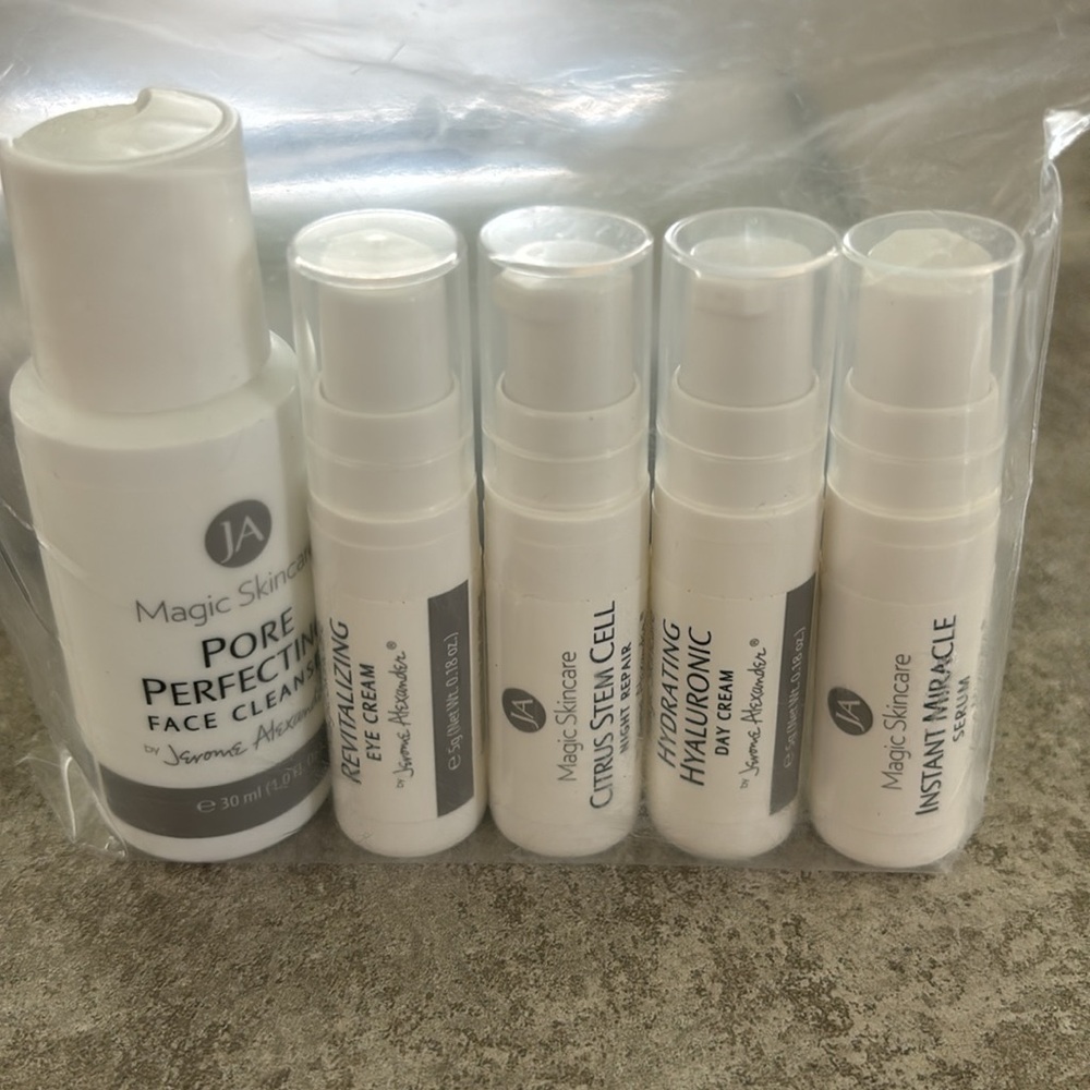 Jerome Alexander Sample Kit - Picture 2 of 3